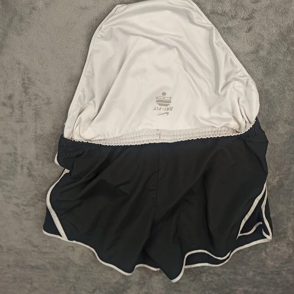 Nike Women's Black Athletic Dri-fit Shorts Lined Size Medium - Picture 4 of 10